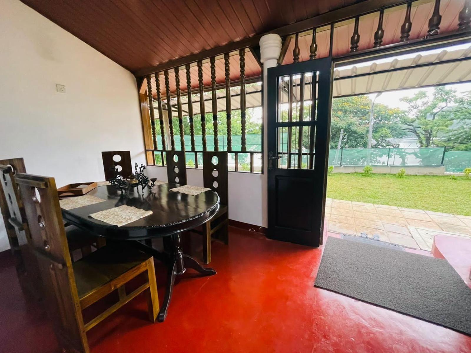 Lake Classical Guest House 康提 外观 照片