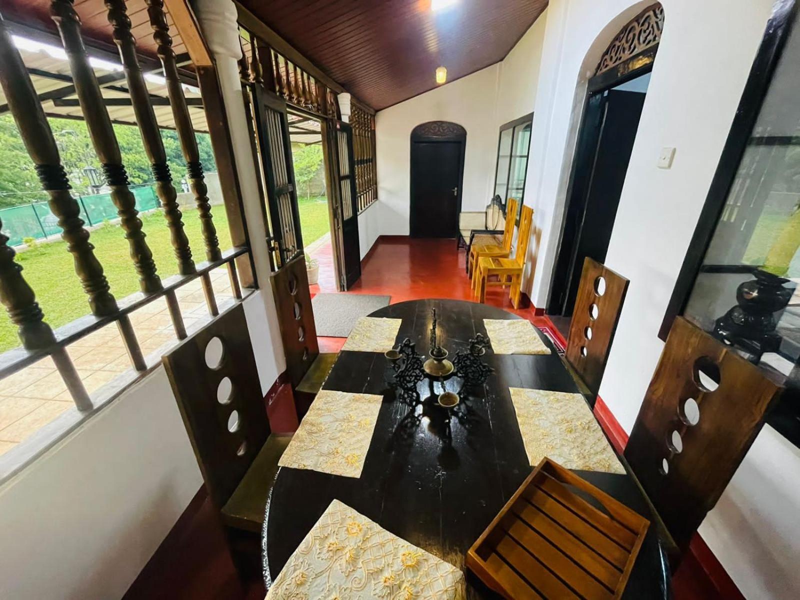 Lake Classical Guest House 康提 外观 照片