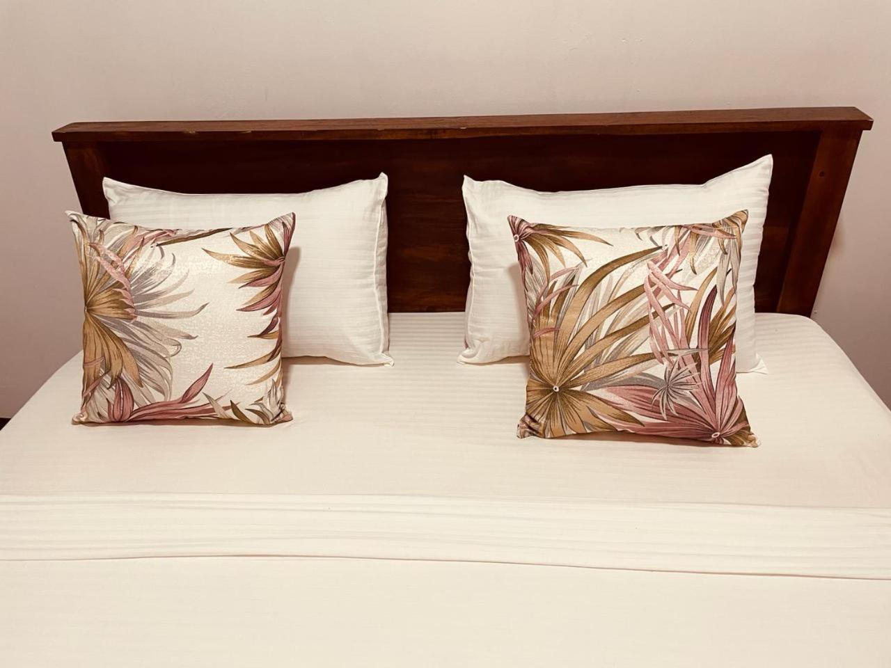 Lake Classical Guest House 康提 客房 照片