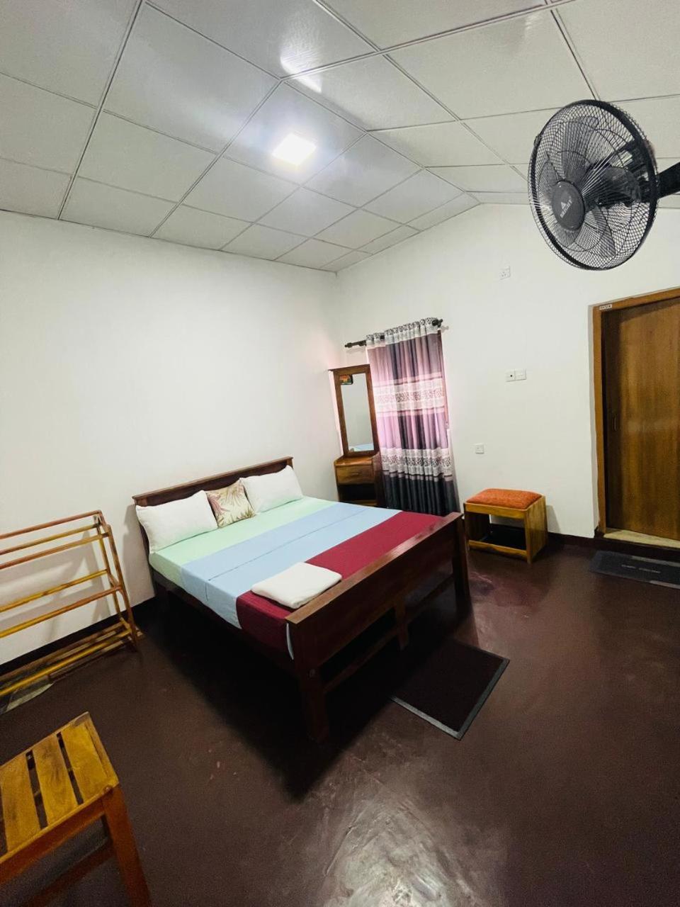 Lake Classical Guest House 康提 外观 照片